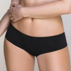 Slip Noir Livorne -Bestform Lingerie CL02875 030 WEB 1 073e9a49 be1f 4d10 9977 8ab39534bd5c